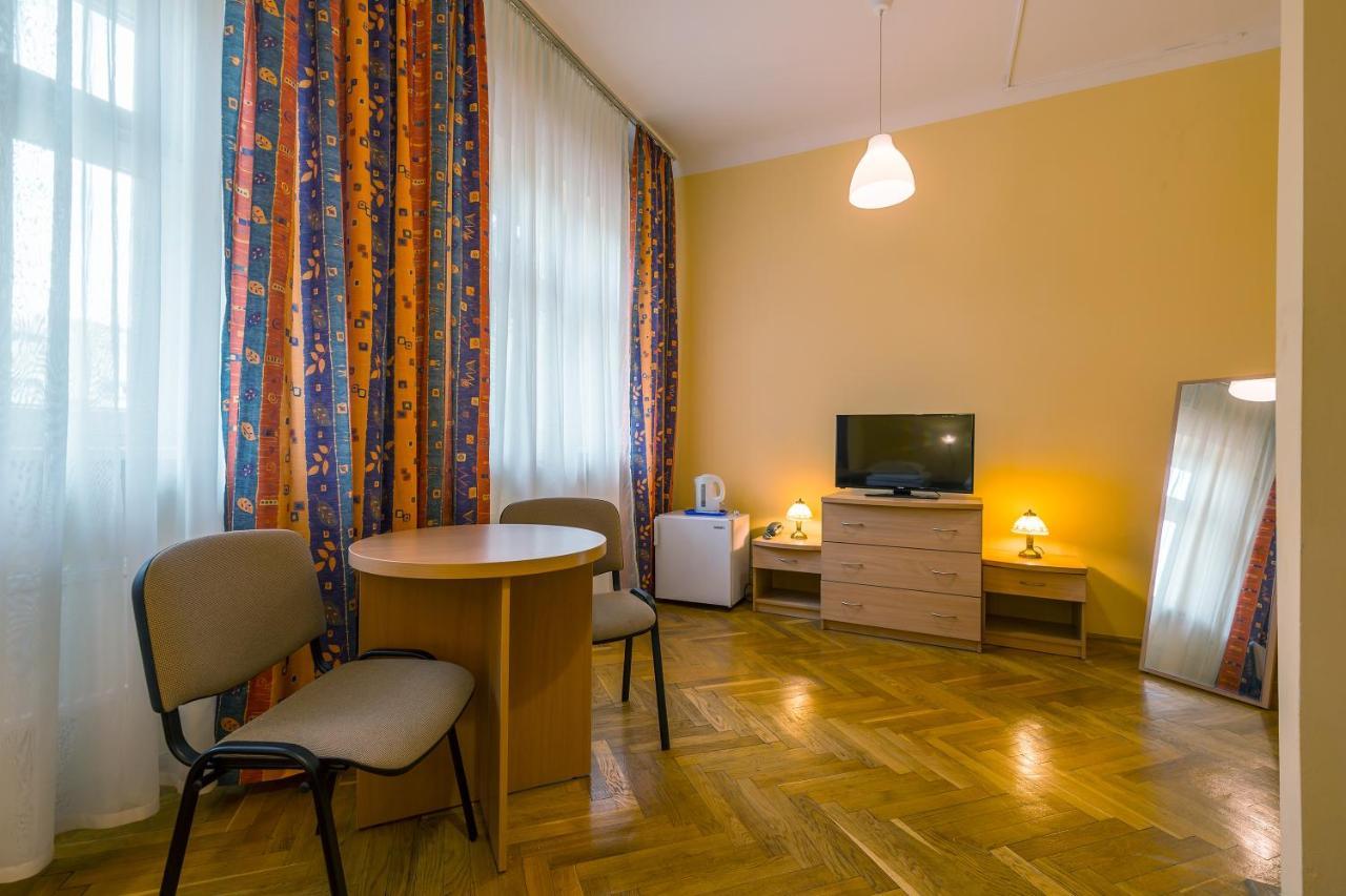 Hostel Savoy Vratislav Exteriér fotografie