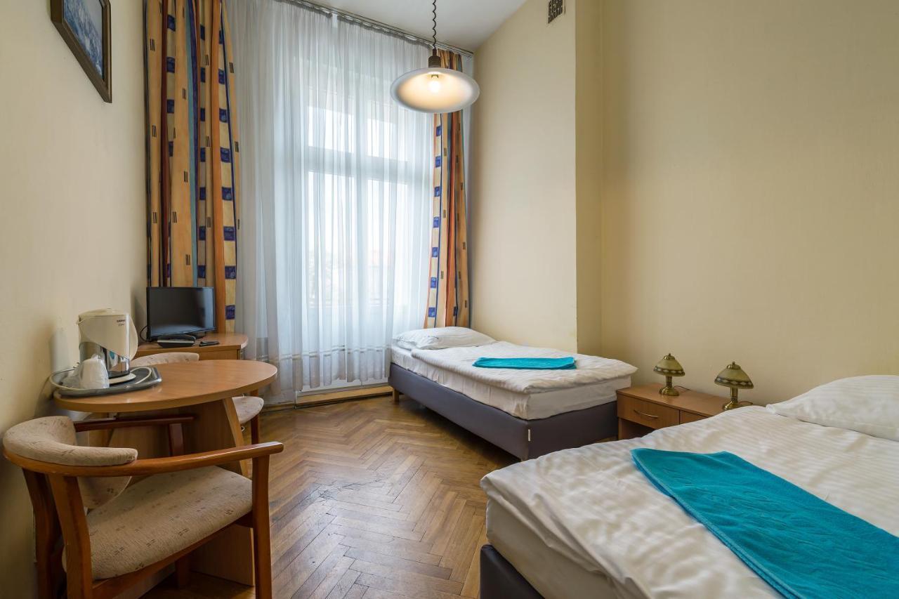 Hostel Savoy Vratislav Exteriér fotografie