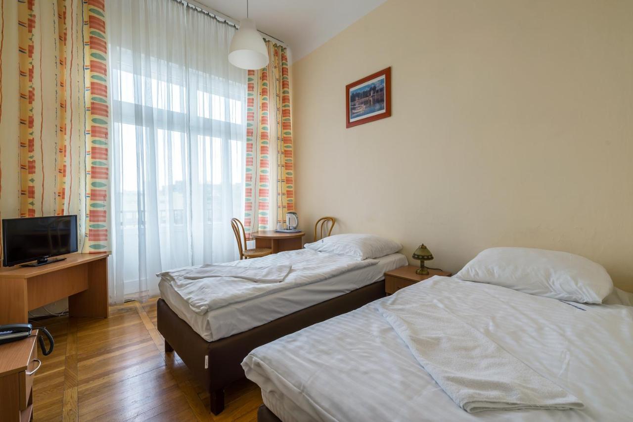 Hostel Savoy Vratislav Exteriér fotografie